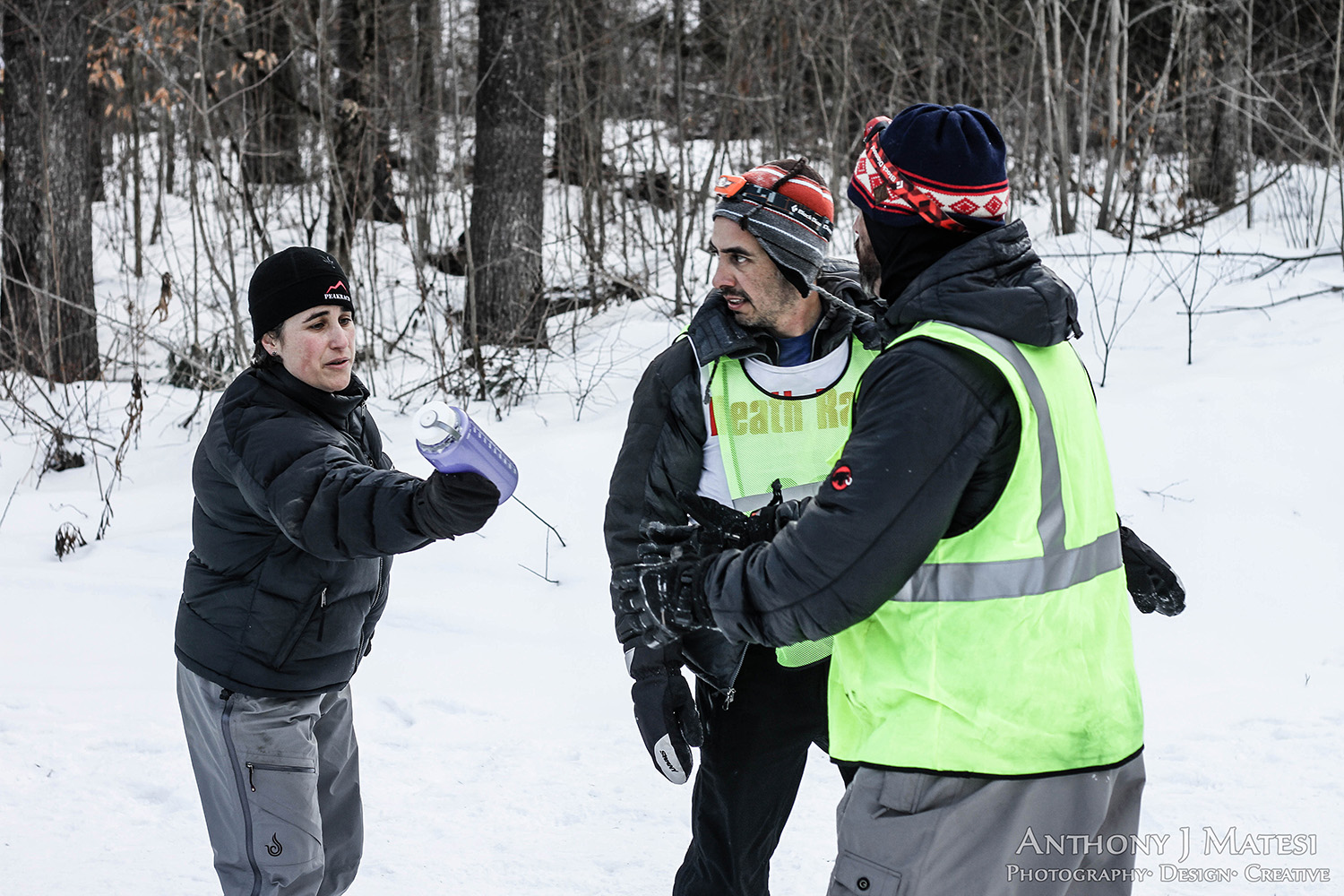 volunteer crew help winter death race